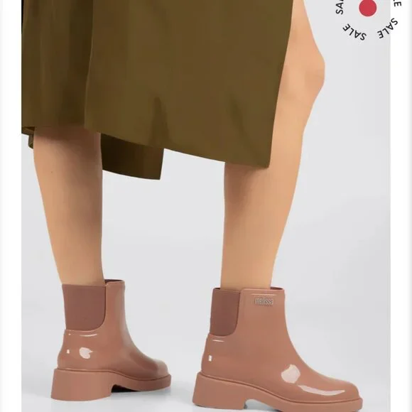 MELISSA Chelsea Boot ZIZE 9 - Picture 6 of 8